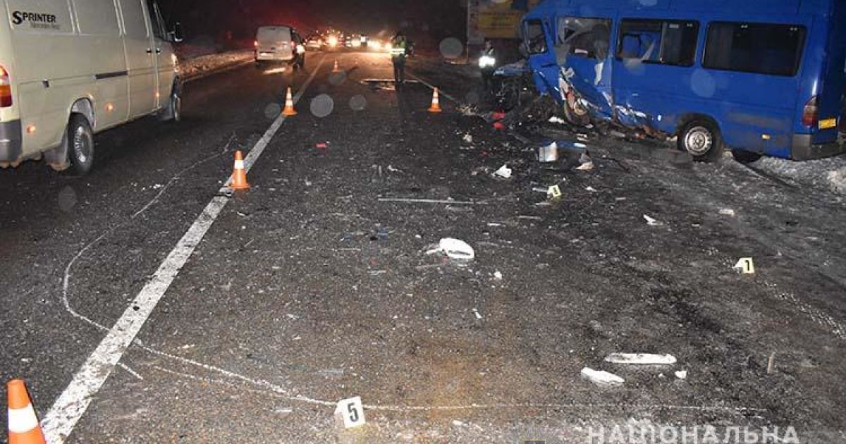 Два человека погибли, семь в больнице: подробности ДТП с маршруткой в Тернопольской области