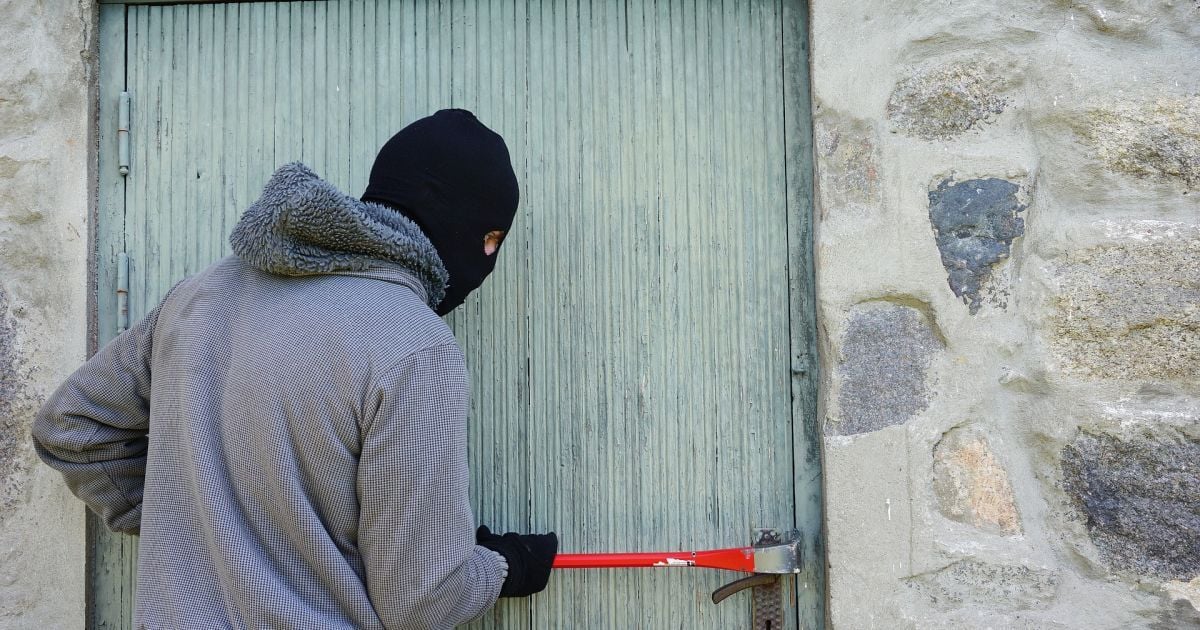 Під Києвом троє іранців напали на автозаправну станцію