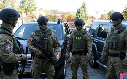В Польше в деле контрабанды янтаря задержали украинцев, которые представились офицерами спецслужб