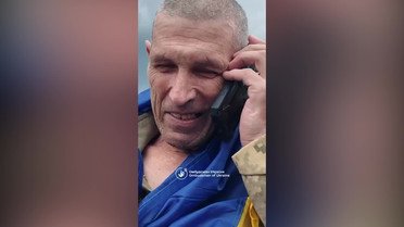 «Надеялся и ждал в этого дня»: из плена вернулись тяжелобольные и раненые украинские защитники