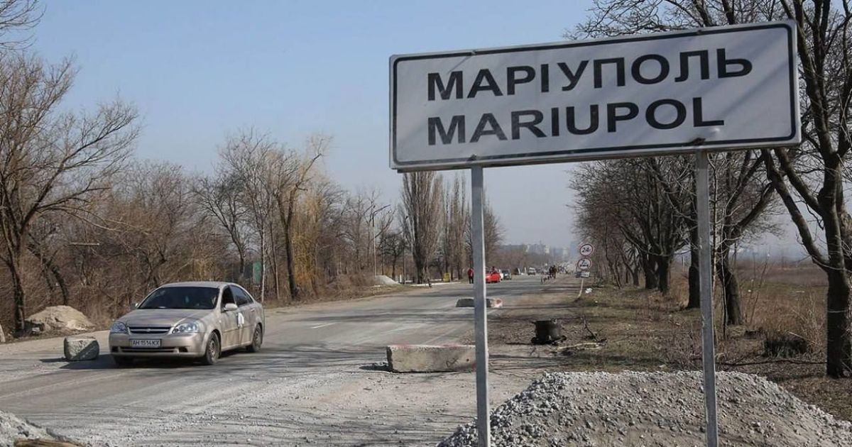 Оккупанты массово завозят в Мариуполь мигрантов: что об этом известно
