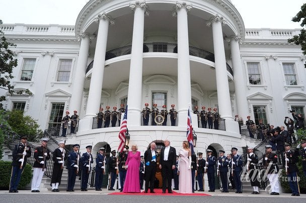 Королева Камілла та король Чарльз, Дональд і Меланія Трампи / © Associated Press