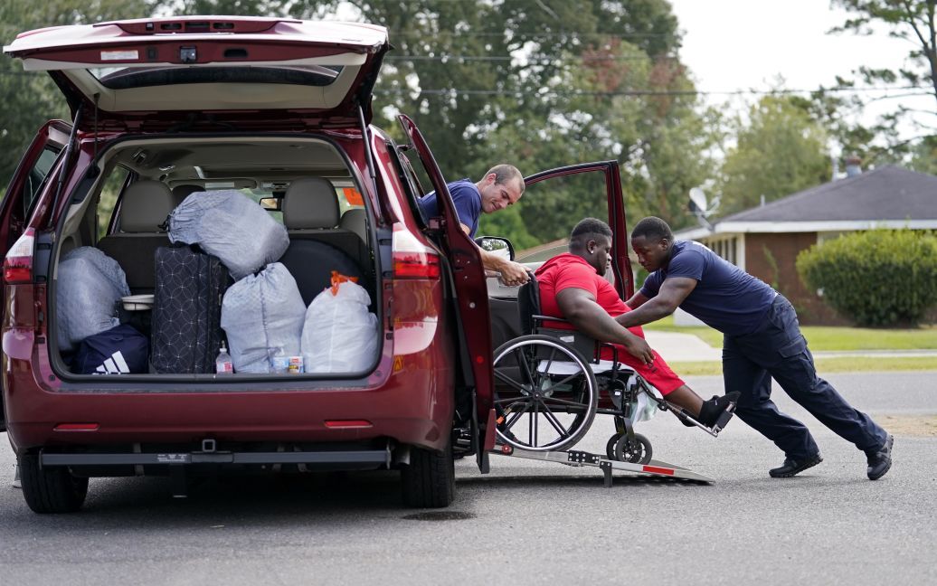 © Associated Press