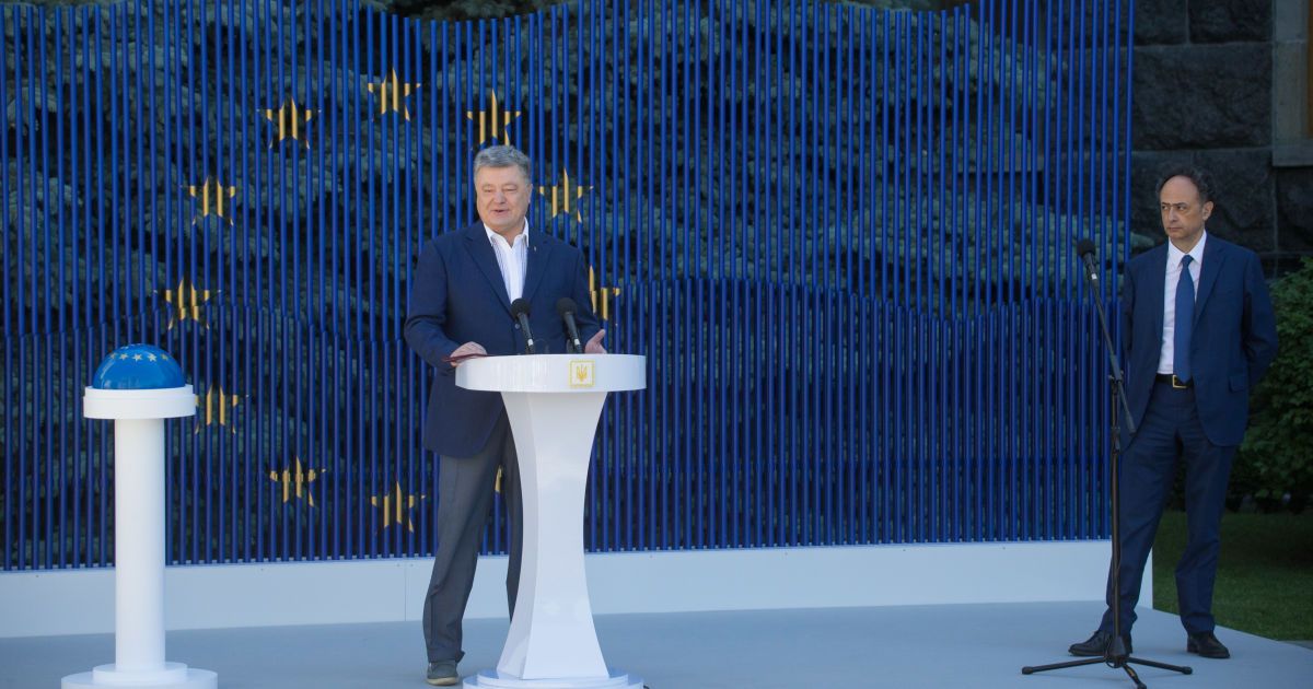 Порошенко запускає таймер до безвізу_2 / © Сайт президента Украины