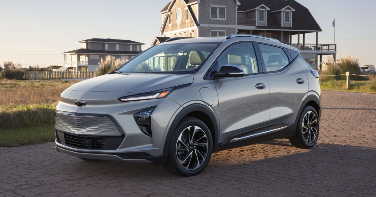 Стало відомо, чому спалахував Chevrolet Bolt: GM вирішило проблему з електрокаром