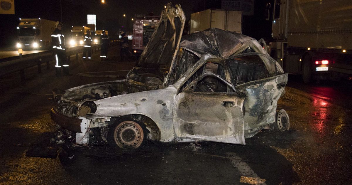 В Киеве во время аварии в такси заживо сгорел пассажир