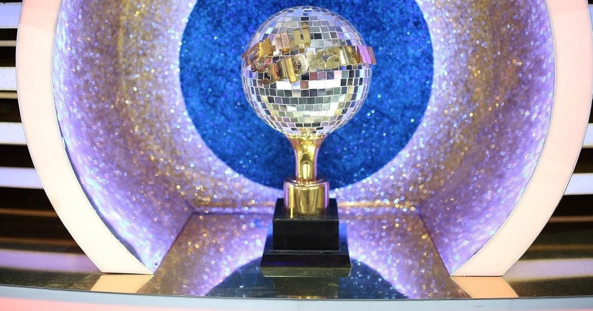 "Танці з зірками"