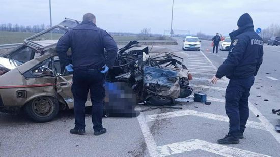 На Житомирщині на трасі Київ-Чоп сталася аварія: загинуло двоє осіб
