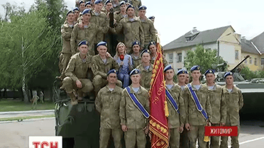 В Украине отмечают день могучих и бесстрашных - праздник ВДВ