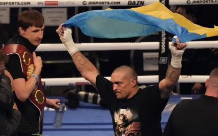 Станцевал гопак с украинским флагом: Усик "зажег" в ринге после победы над Джошуа