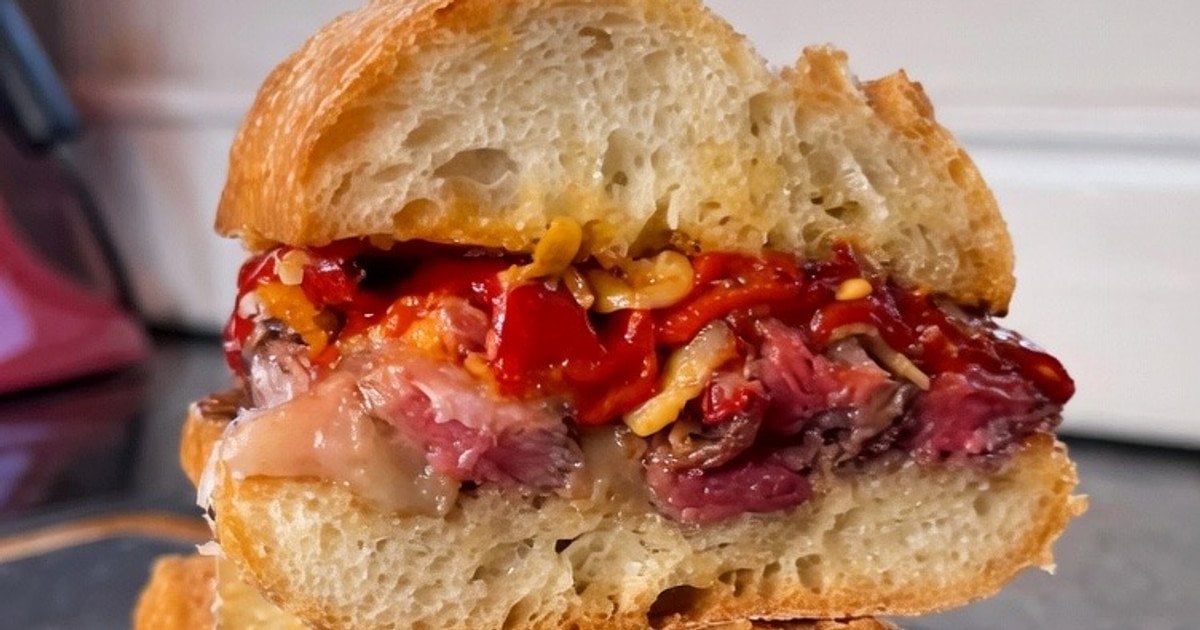 сендвіч з антрекотом Instagram.com/ericlahuerta