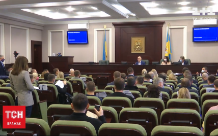 Не вщухають протистояння: як в облраді Київської області обирали членів постійних комісій