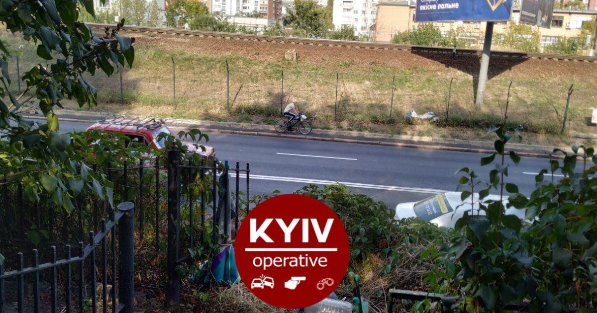 виявили тіло жінки на Байковому кладовищі_1 / © Facebook/Киев Оперативный