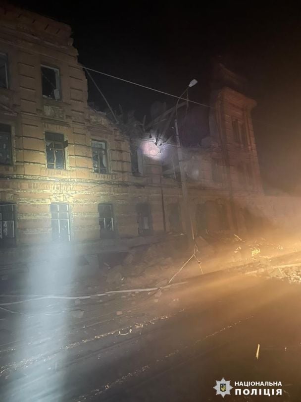 РФ вночі проти 3 листопада масовано вдарила по Харкову / © Прес-служба ГУ Нацполіції у Харківській області