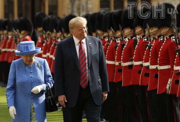 Королева Єлизавета II та Дональд Трамп / © Associated Press