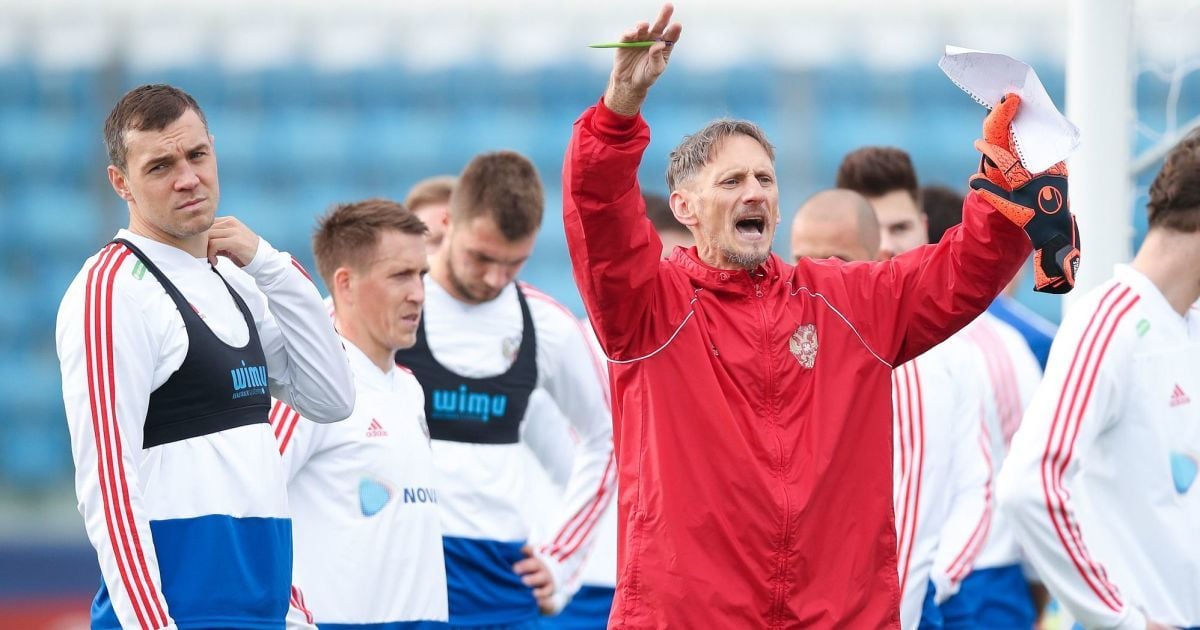 С подтрусниками и сланцами: Неизвестные украли форму сборной России на сумму в 3,5 миллиона рублей