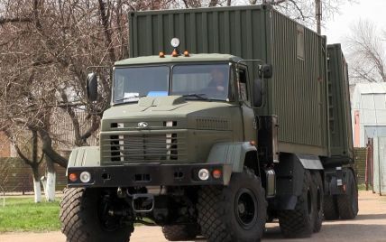 Украинские военные получили мобильный банно-прачечный комплекс