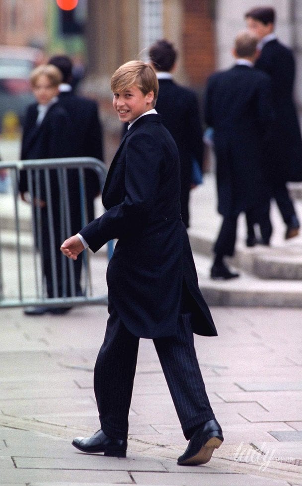 Принц Вільям у свій перший навчальний день в Ітоні, 1995 рік / © Getty Images