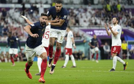 Історичний рекорд і перебитий пенальті: Франція розібралася з Польщею на шляху до чвертьфіналу ЧС-2022 (відео)