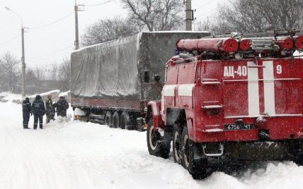 В Николаевской области ограничен въезд и выезд грузовиков из-за непогоды
