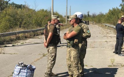 Боевики "ЛНР" передали Украине 54 осужденных, которые отбывали наказание на оккупированной территории
