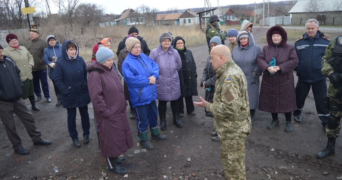 Село відвідав голова Луганської ОДА Геннадій Москаль