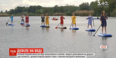 В Харькове устроили первый в Украине модный показ на воде