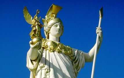 Правда про богинь війни і перемоги: еротична Астарта та войовнича Афіна