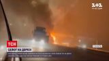 Новости мира: в Казахстане на трассе загорелся грузовик с пиротехникой