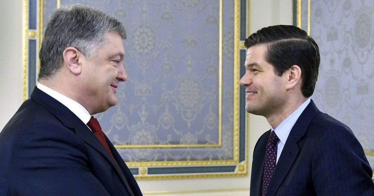 Помічник держсекретаря США запевнив Порошенка у подальшій підтримці України
