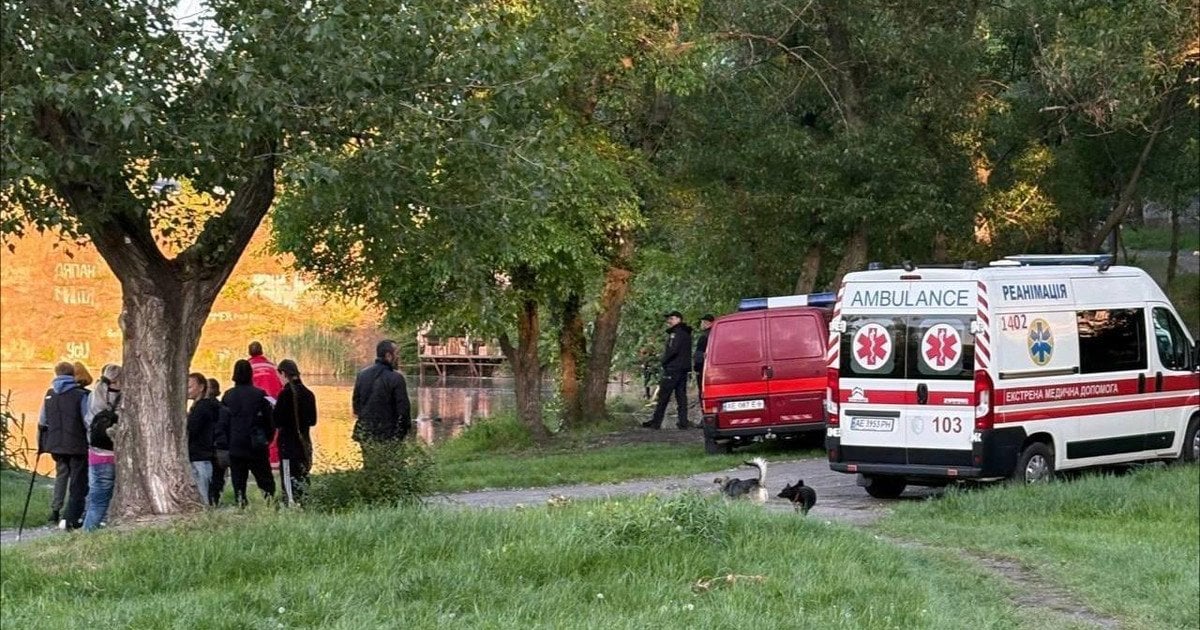 Знімали, як тоне, але не допомогли: поліція розшукує підлітків-авторів відео загибелі чоловіка в Дніпрі