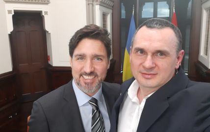 Олег Сенцов встретился с премьером Канады Джастином Трюдо и сделал с ним селфи