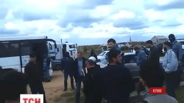 Під Сімферополем російські силовики затримали понад сотню кримських татар