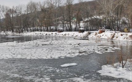 Зимняя рыбалка стала роковой для трех одесских рыбаков
