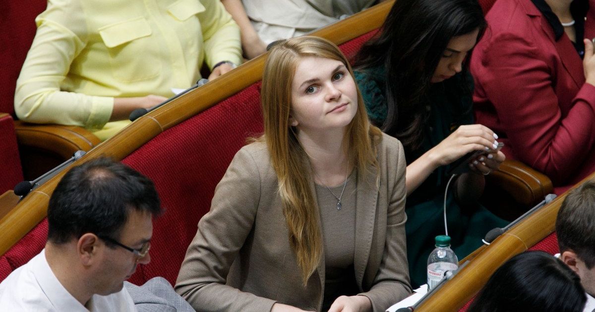 Нардепка Колісник виправдалася за "треба валити з цієї країни": мала на увазі відпустку