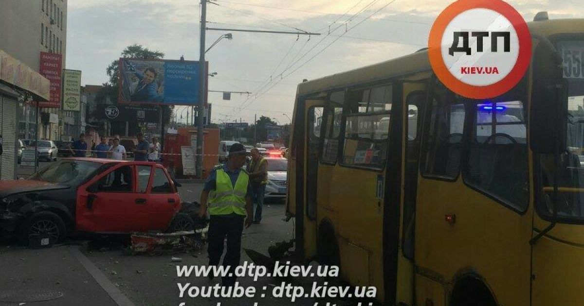 Авария в Киеве_6 / © facebook.com/dtp.kiev.ua