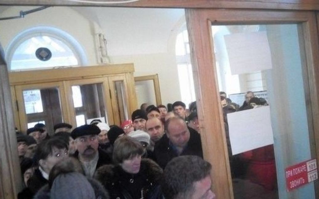 Очереди на избирательных участках в Москве. / © RISE Moldova