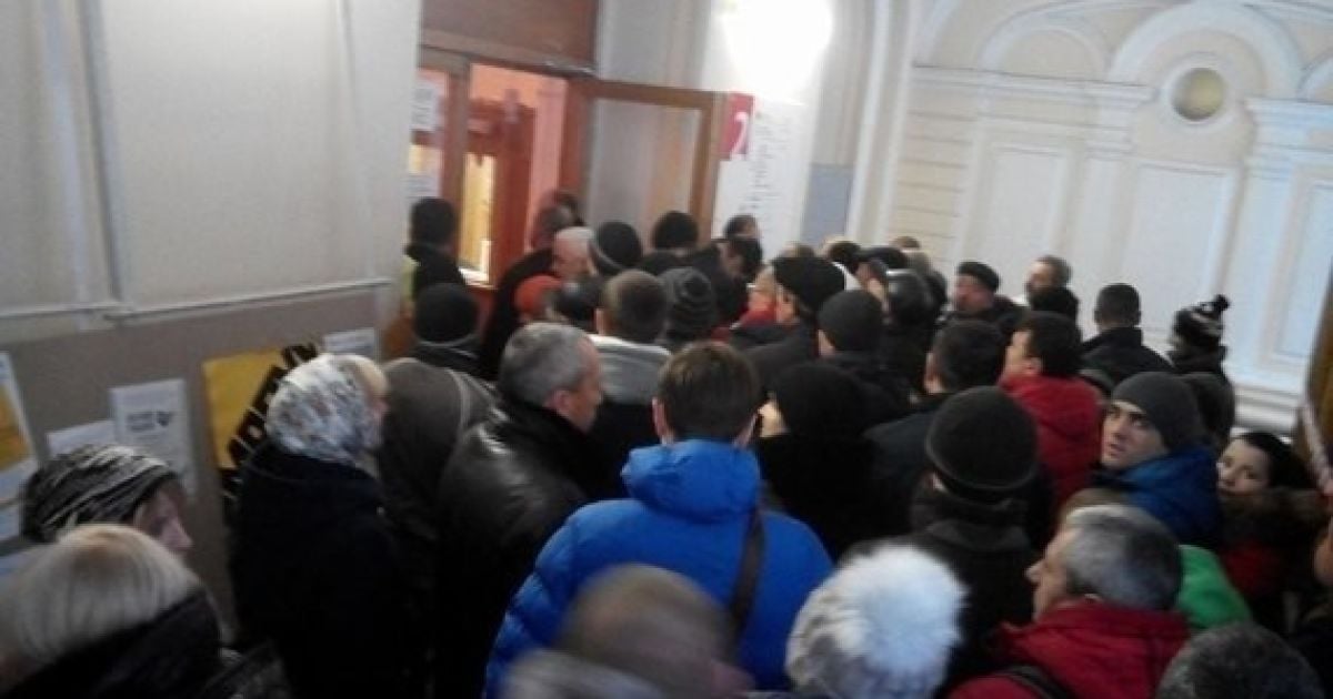 Черги на виборчих дільницях у Москві. / © RISE Moldova