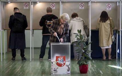 У Литві почали рахувати голоси на президентських виборах: озвучений попередній фаворит