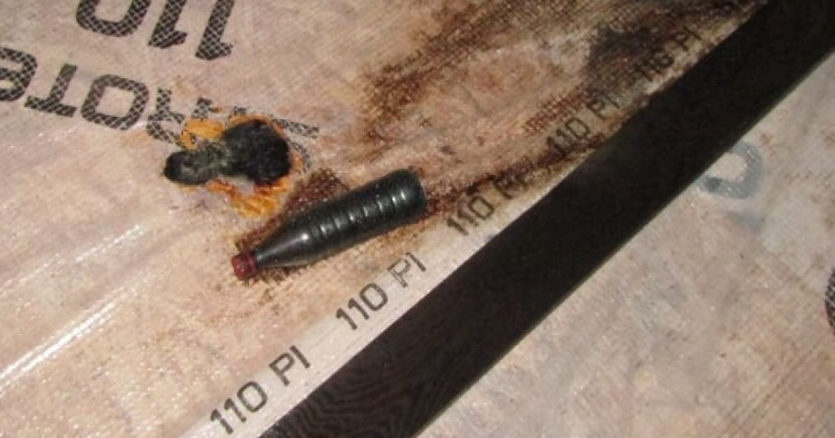 У Бучі під Києвом чоловік кинув у будинок колишньої пляшку із запальною сумішшю