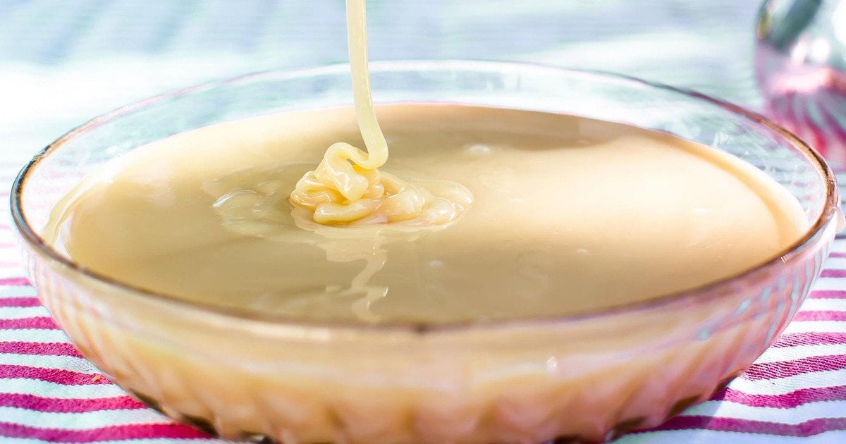 Глазурь для кулича на сгущенке.