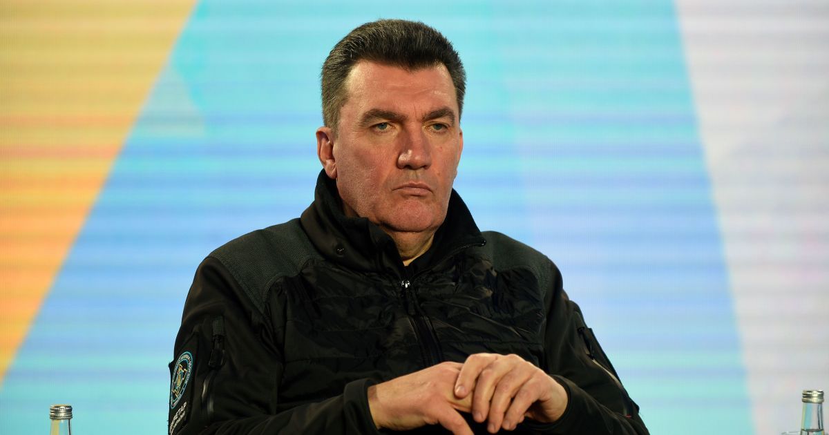 "Крым будет возвращен": Данилов заявил, что окопы не помогут оккупантам