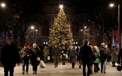 На Львовщине запретили использовать пиротехнику и не отменили комендантский час в новогоднюю ночь