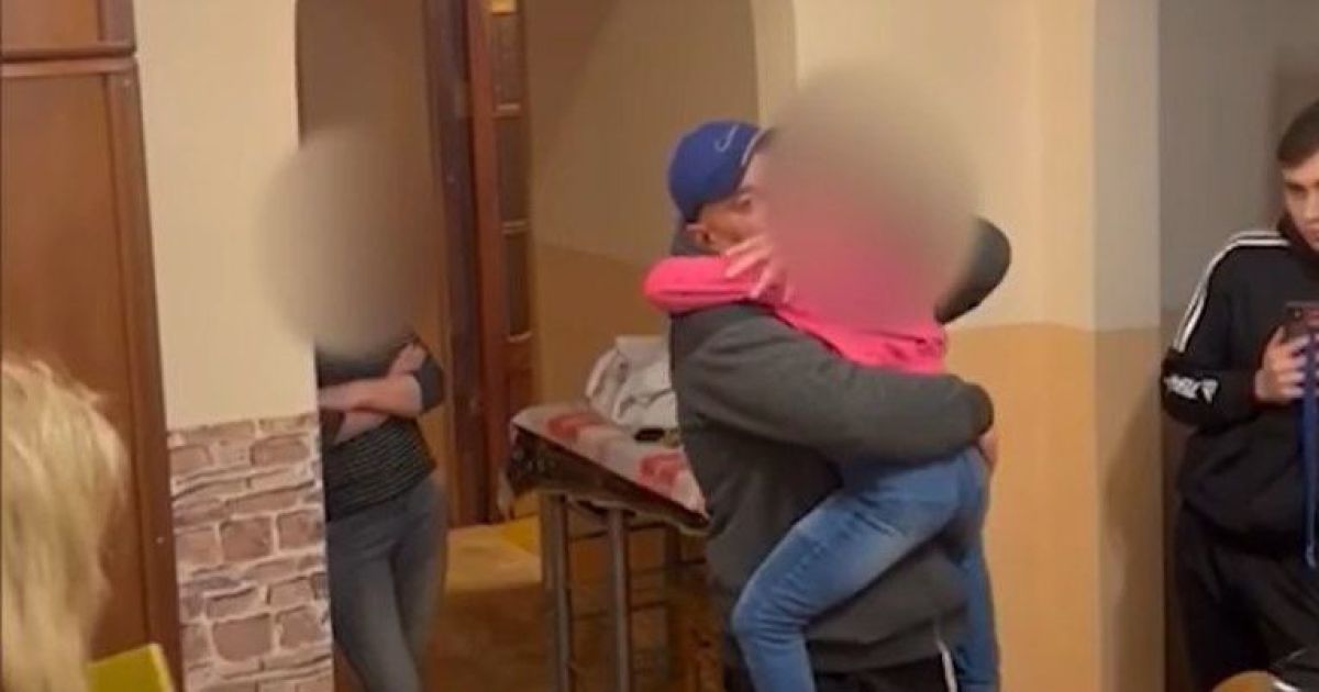 Полицейские разыскали 6-летнюю девочку