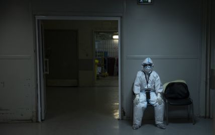Массовое инфицирование медиков и пациентов в больницы Житомира: три отделения закрыли