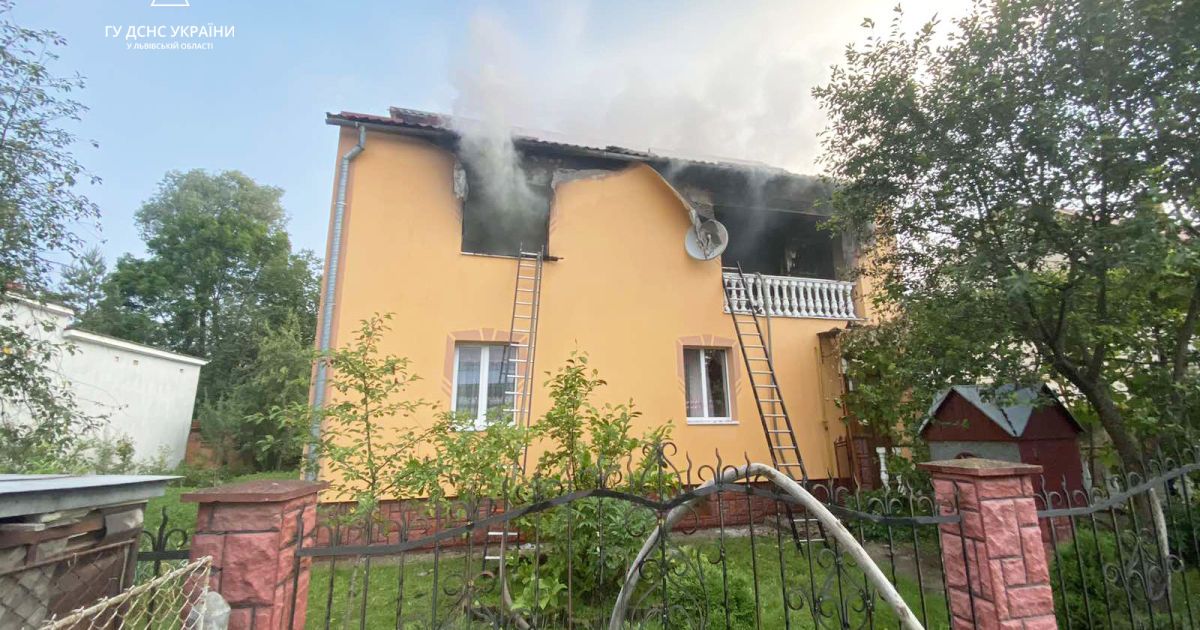 Во Львовской области в пожаре погибли мать и ребенок
