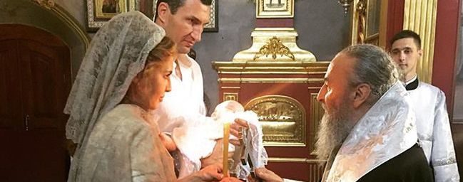 Владимир Кличко и жена Медведчука стали крестными дочери Шуфрича - СМИ
