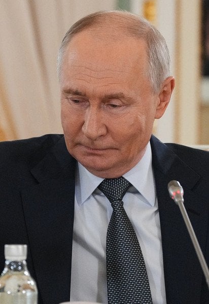 Диктатор Путин