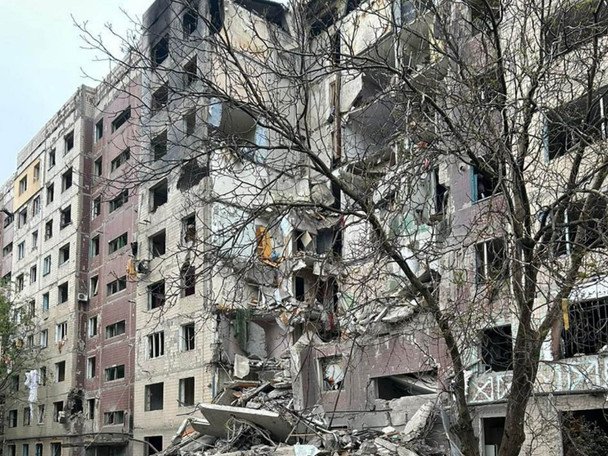 Зруйнований будинок у Костянтинівці внаслідок російської атаки / © Донецька обласна прокуратура