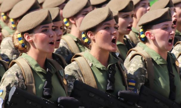 Міжнародний жіночий день чи День української жінки / © armyinform.com.ua